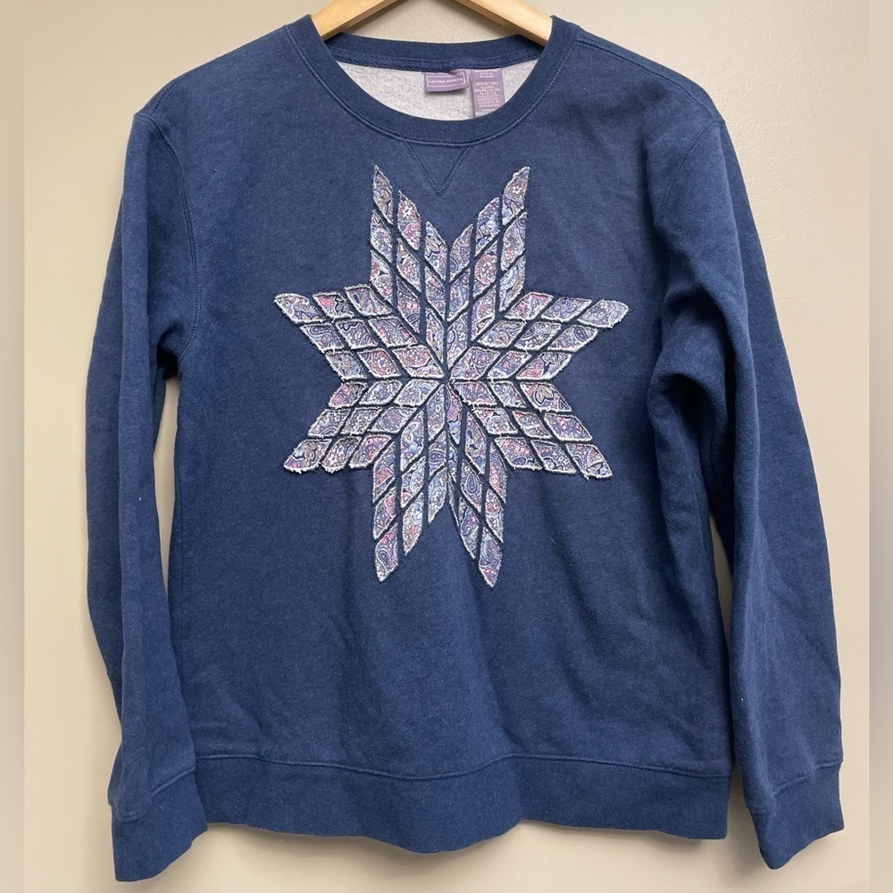Laura Scott Vintage Snowflake Crewneck Medium